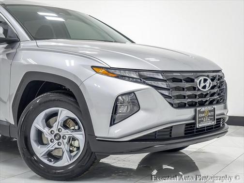 2023 Hyundai TUCSON SE