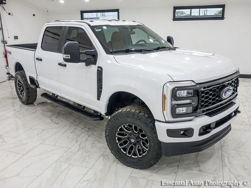 Oxford White 2023 Ford F-250 XL