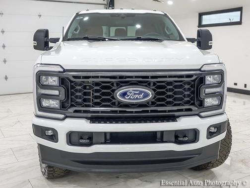 Oxford White 2023 Ford F-250 XL