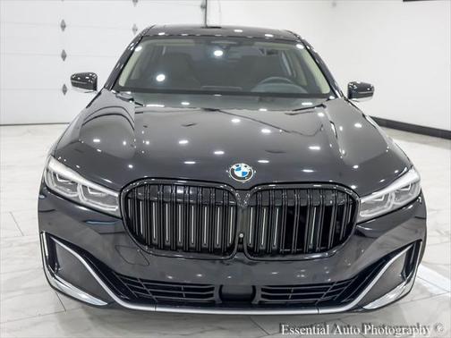 2021 BMW 750 i xDrive