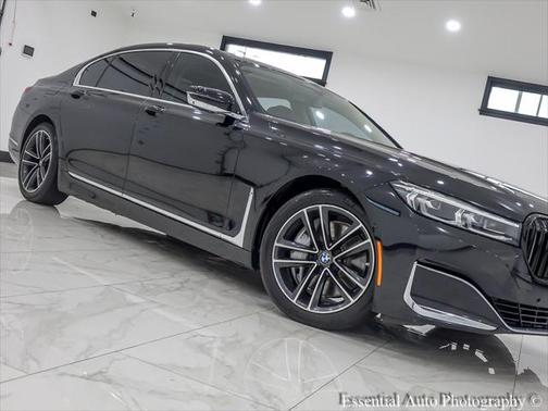 2021 BMW 750 i xDrive