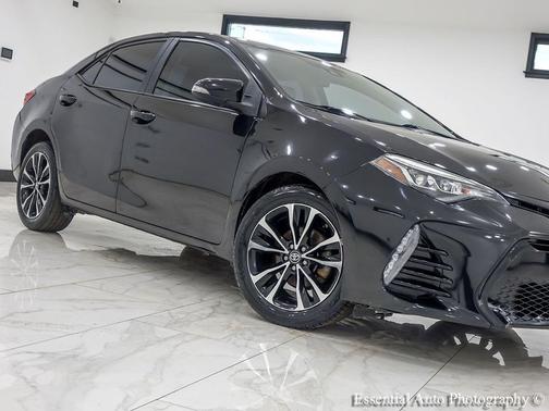 Black Sand Pearl 2018 Toyota Corolla SE