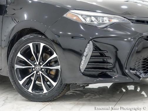 Black Sand Pearl 2018 Toyota Corolla SE
