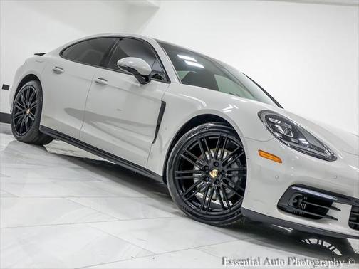 2018 Porsche Panamera 4S