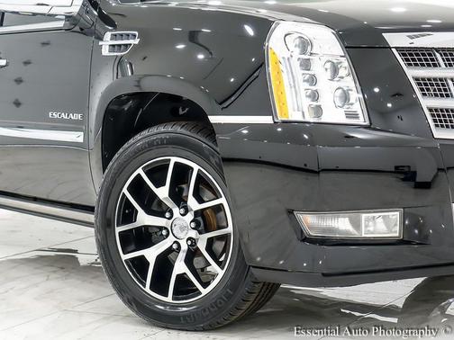 2011 Cadillac Escalade Platinum Edition