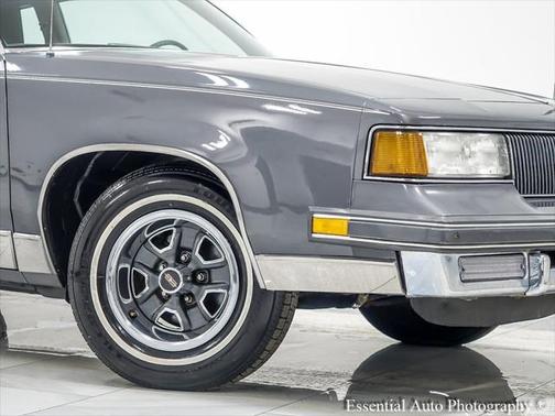 1987 Oldsmobile Cutlass Supreme Base