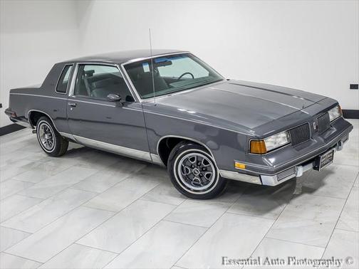 1987 Oldsmobile Cutlass Supreme Base
