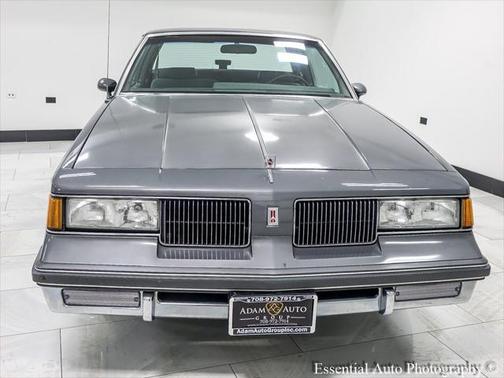 1987 Oldsmobile Cutlass Supreme Base