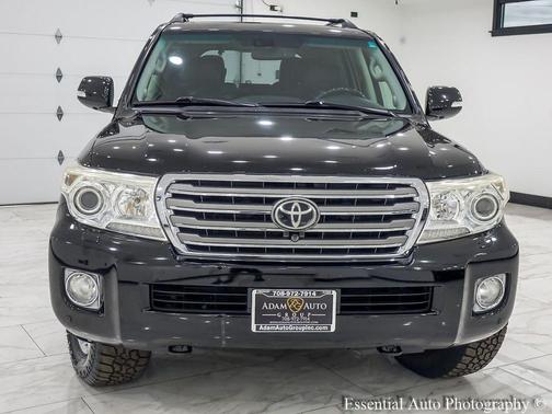 2013 Toyota Land Cruiser Base