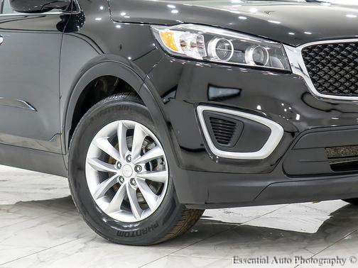 2018 Kia Sorento LX