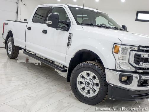 Oxford White 2022 Ford F-350 XLT