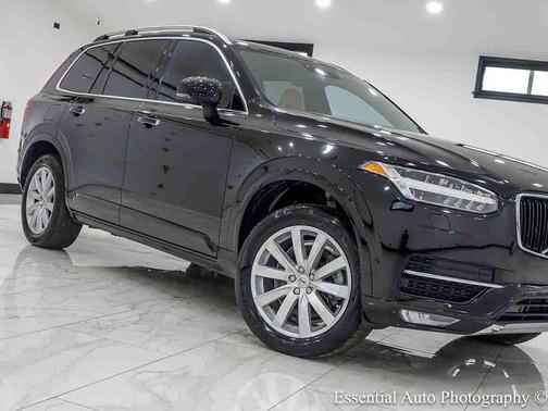 Onyx Black Metallic 2018 Volvo XC90 T6 Momentum