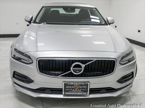 2018 Volvo S90 T5 Momentum