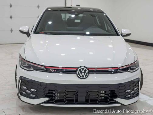 Opal White Pearl 2025 Volkswagen Golf GTI 2.0T SE DSG