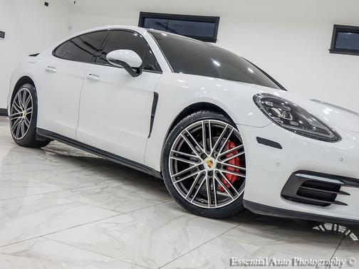 2020 Porsche Panamera Panamera 4 10 Years Edition