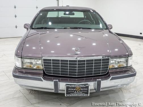 1994 Cadillac Fleetwood Standard