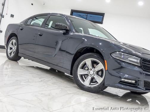2016 Dodge Charger SXT