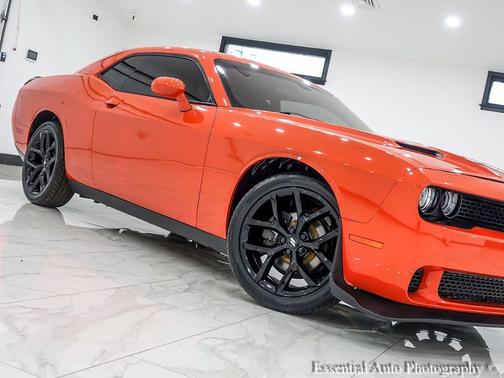 2017 Dodge Challenger SXT