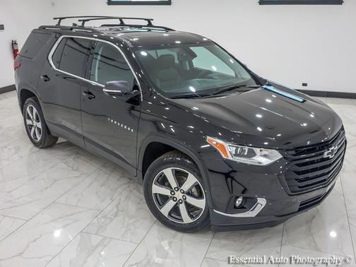 Mosaic Black Metallic 2019 Chevrolet Traverse LT Leather