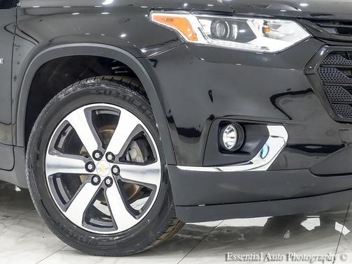 Mosaic Black Metallic 2019 Chevrolet Traverse LT Leather
