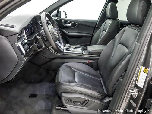 Samurai Gray Metallic 2021 Audi Q7 45 Premium