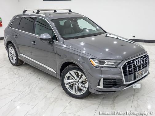 Samurai Gray Metallic 2021 Audi Q7 45 Premium