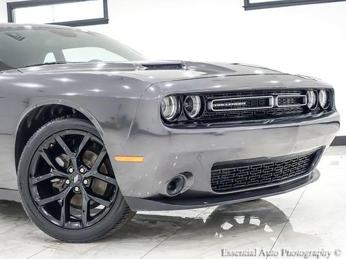 Granite Pearlcoat 2022 Dodge Challenger SXT
