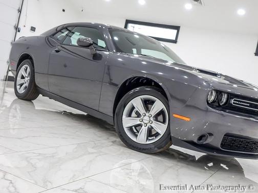 2022 Dodge Challenger SXT