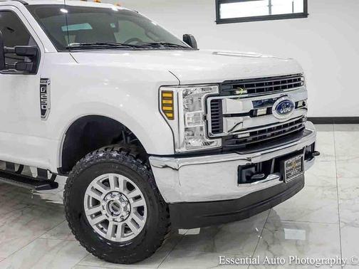 Oxford White 2019 Ford F-250 XL