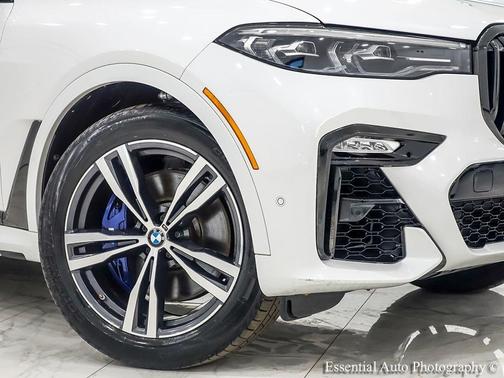 Mineral White Metallic 2020 BMW X7 xDrive40i