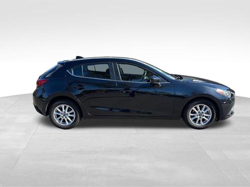 2016 Mazda Mazda3 i Grand Touring