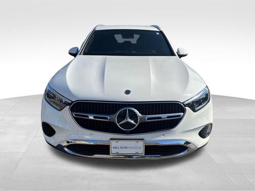 White 2025 Mercedes-Benz GLC 300 4MATIC