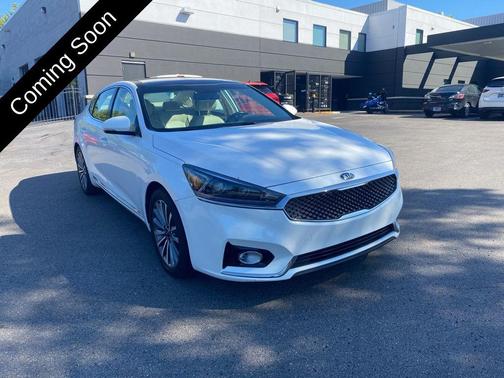 2017 Kia Cadenza Premium