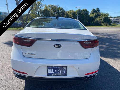 2017 Kia Cadenza Premium