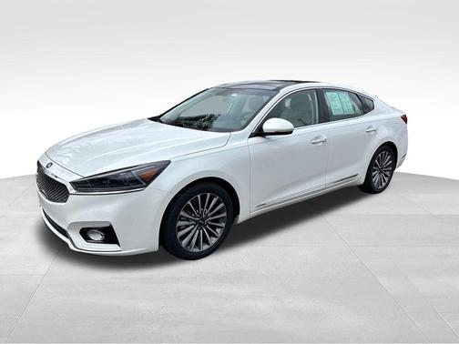2017 Kia Cadenza Premium