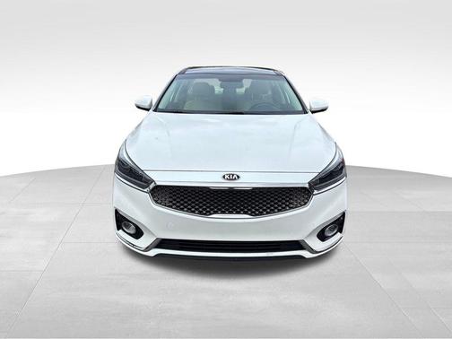 2017 Kia Cadenza Premium