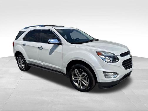 Iridescent Pearl Tricoat 2017 Chevrolet Equinox Premier