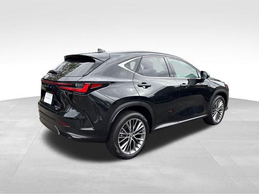 2022 Lexus NX 350h Premium