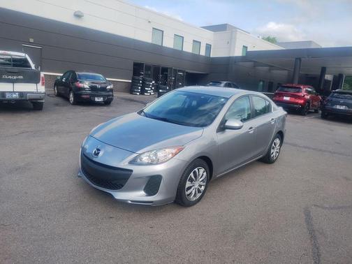 Liquid Silver Metallic 2013 Mazda Mazda3 i SV