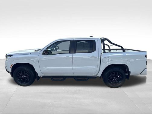 Glacier White 2023 Nissan Frontier SV