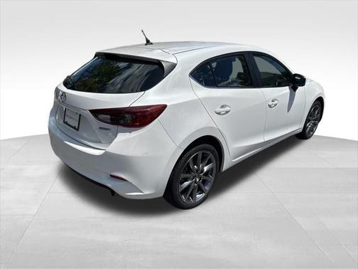 2018 Mazda Mazda3 Touring