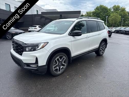 2023 Honda Passport AWD Elite