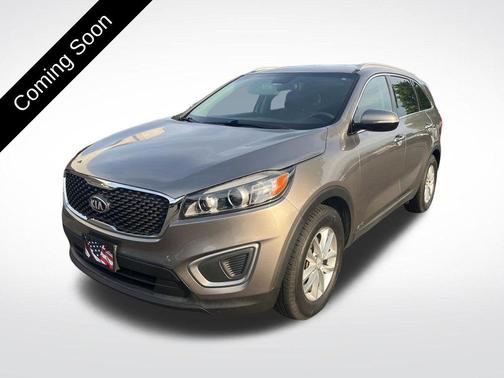 Titanium Silver 2016 Kia Sorento LX