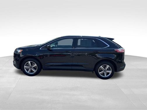 Agate Black Metallic 2022 Ford Edge SEL