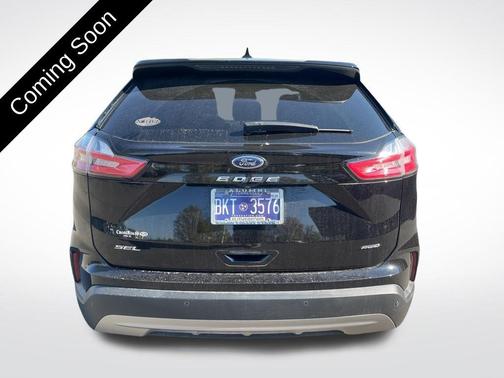 Agate Black Metallic 2022 Ford Edge SEL
