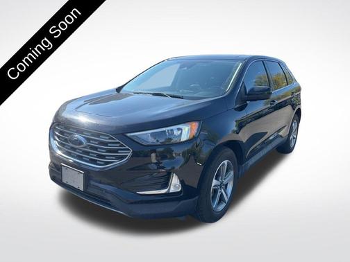 Agate Black Metallic 2022 Ford Edge SEL