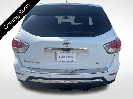 2014 Nissan Pathfinder SL