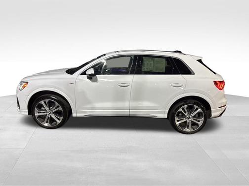 2021 Audi Q3 45 S line Premium Plus