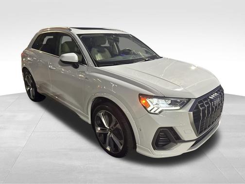 2021 Audi Q3 45 S line Premium Plus