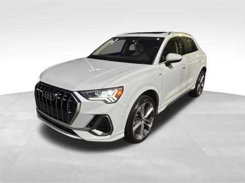 2021 Audi Q3 45 S line Premium Plus